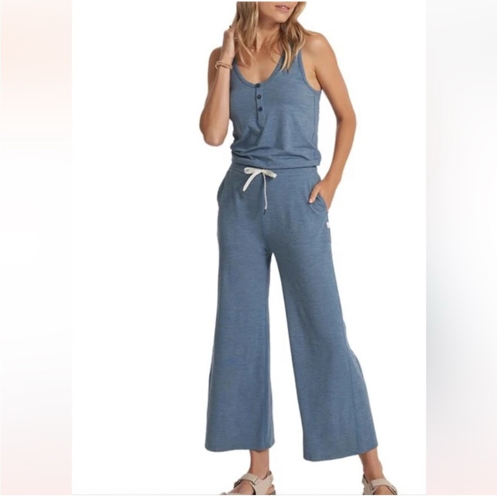 NWT Vuori Women’s Wide Leg Falls Tank Jumpsuit In Heathered Light Azure Size M